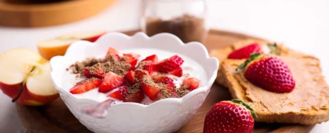 Postre de manzana y fresa